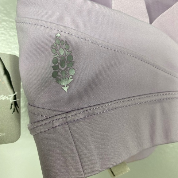 Free People movement sports bra dance - Picture 3 of 8